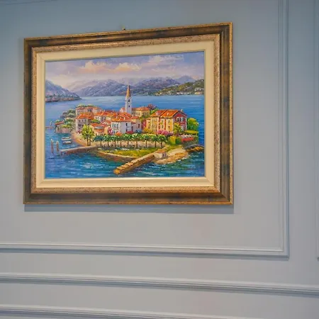 Casa Hemingway - Welchome Apartman Stresa